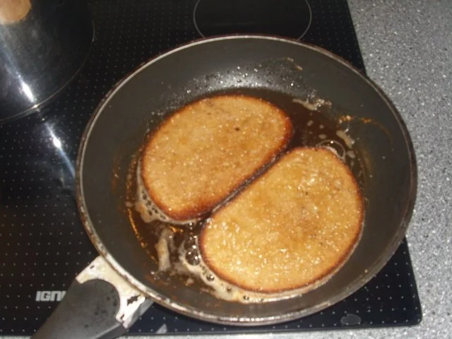 Leberkäs auf Bauernbrot mit Ei überbacken - Rezept - Bild Nr. 2