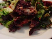 Blattsalate mit Himbeer-Dressing - Rezept