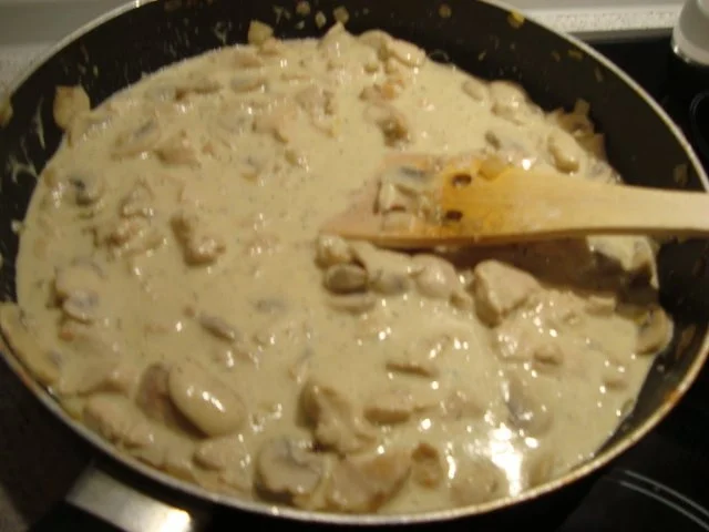 Hähnchengeschnetzeltes mit frischen Champignons - Rezept - Bild Nr. 8