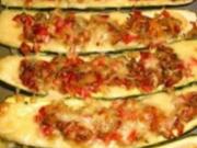 Gefüllte Zucchini - Firinda Kabak dolmasi - Rezept