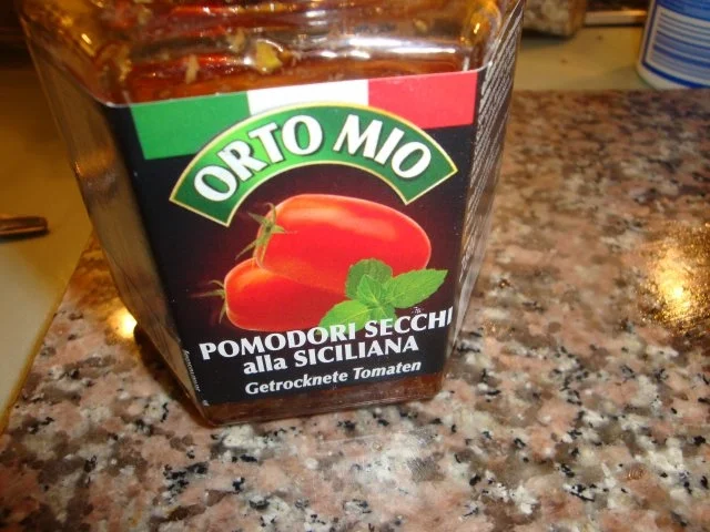 Rezept: Dinkelbrot mit Oliven und getrockneten Tomaten Bild Nr. 2 Dinkelbrot mit Oliven und getrockneten Tomaten - Rezept - Bild Nr. 2