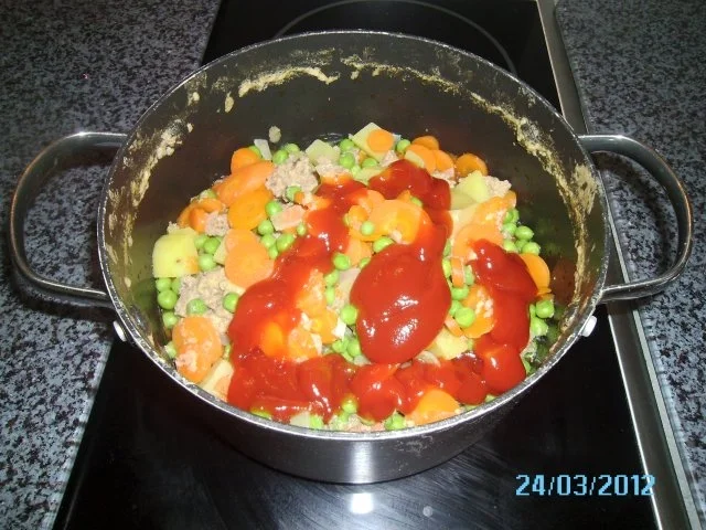 Rezept: BABYNAHRUNG: Karotten-Erbsen Mischung mit Kartoffeln und Faschiertem Bild Nr. 3 BABYNAHRUNG: Karotten-Erbsen Mischung mit Kartoffeln und Faschiertem - Rezept - Bild Nr. 3