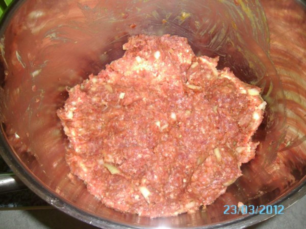 Fleischlaibchen mit Kartoffelpüree - Rezept - Bild Nr. 2