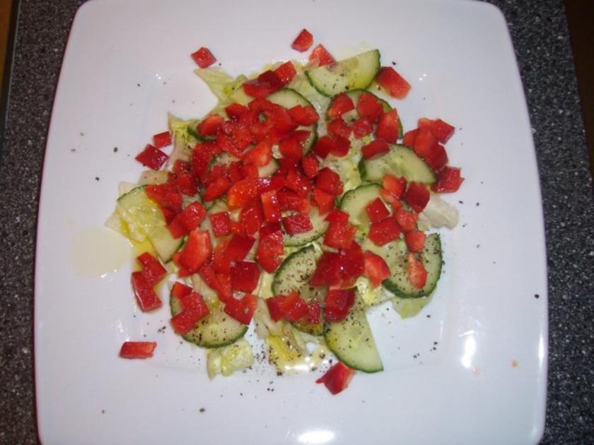 Frühlingssalat mit Hähnchenbrust- Geschnetzeltes - schnell &amp; einfach ...