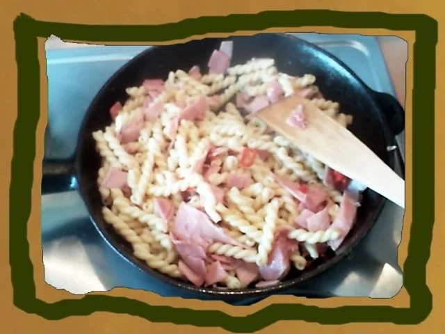 Rezept: Schinken-Eier Spirellipfanne Bild Nr. 4 Schinken-Eier Spirellipfanne - Rezept - Bild Nr. 4