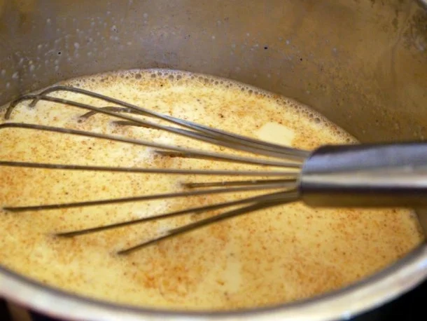 Gute-Laune-Creme mit Erdbeer-Ragout und Frischkäse-Topping - Rezept - Bild Nr. 4