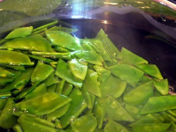 Spaghetti auf der Erbse - Rezept - Bild Nr. 3