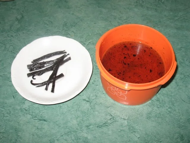 Basics - Vanille-Sirup mit Vanillemark - Rezept - Bild Nr. 3