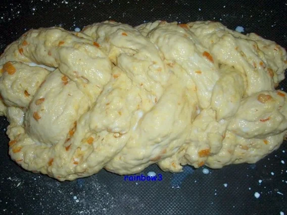 Rezept: Backen: Hefezopf mit Orangeat Bild Nr. 7 Backen: Hefezopf mit Orangeat - Rezept - Bild Nr. 7