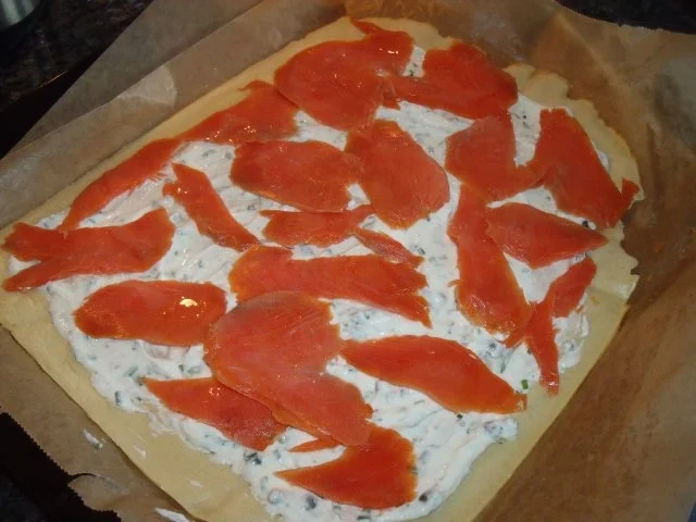 Pfannkuchen vom Blech mit Räucherlachs - Rezept - Bild Nr. 2