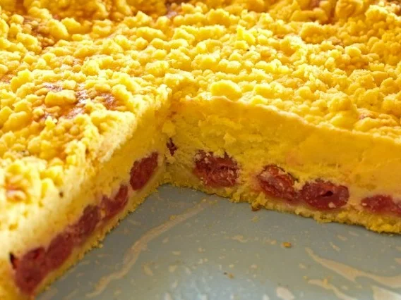 Käse-Kirschkuchen mit Streusel - Rezept - Bild Nr. 2