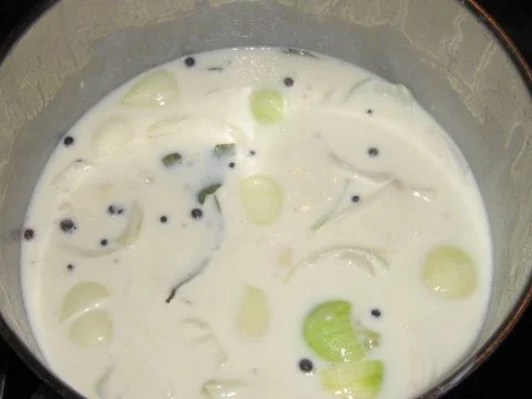 Rezept: Königsbergerklopse mit Salzkartoffeln Bild Nr. 2 Königsbergerklopse mit Salzkartoffeln - Rezept - Bild Nr. 2