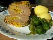 Hackfleischroulade mit Senfsoße - Rezept