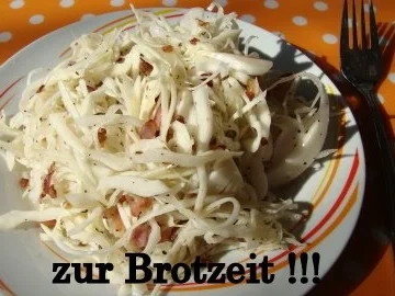 Rezept: Weißkrautsalat mit Speck Weißkrautsalat mit Speck - Rezept