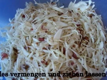 Rezept: Weißkrautsalat mit Speck Bild Nr. 5 Weißkrautsalat mit Speck - Rezept - Bild Nr. 5
