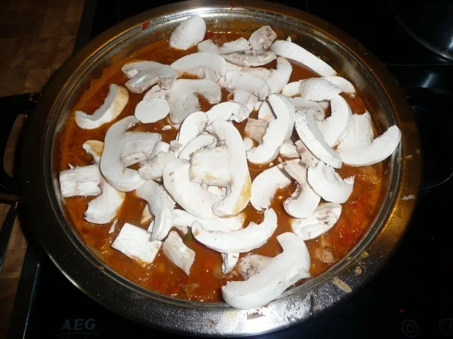 Rezept: Jäger-topf-mit Nudeln Bild Nr. 6 Jäger-topf-mit Nudeln - Rezept - Bild Nr. 6