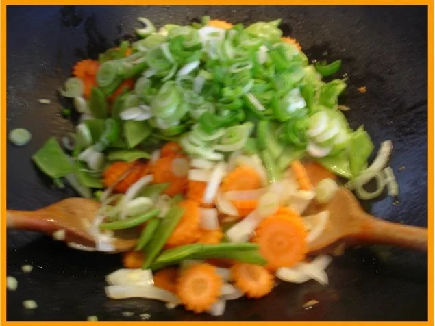 Nudeln mit Schweinefleisch und Gemüse in Pflaumensauce - Rezept - Bild Nr. 15