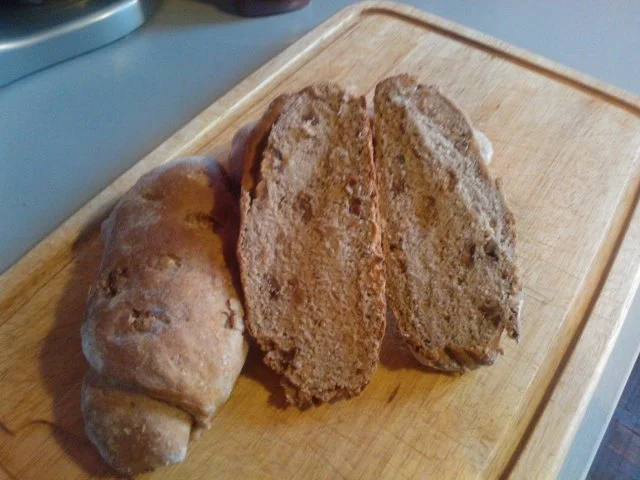 Rezept: Baguette-Broetchen dunkel mit Haselnuessen Bild Nr. 5 Baguette-Broetchen dunkel mit Haselnuessen - Rezept - Bild Nr. 5