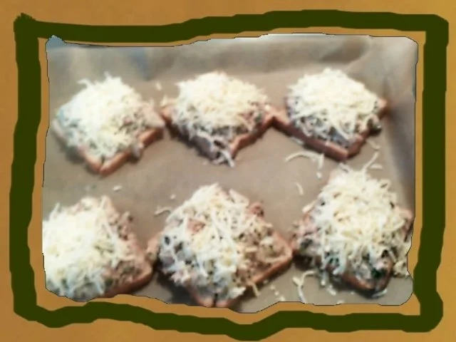 Rezept: überbackene Schinken -Champignons Toast Bild Nr. 5 überbackene Schinken -Champignons Toast - Rezept - Bild Nr. 5