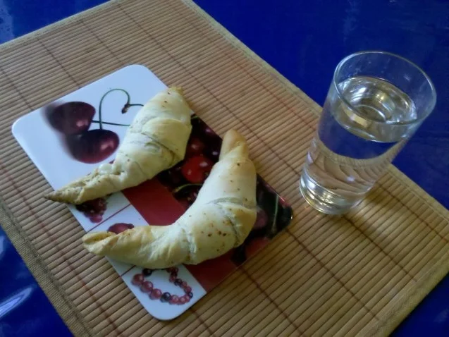 Rezept: Frühstück: Pikante gefüllte Croissants â la Gudrun Bild Nr. 12 Frühstück: Pikante gefüllte Croissants â la Gudrun - Rezept - Bild Nr. 12