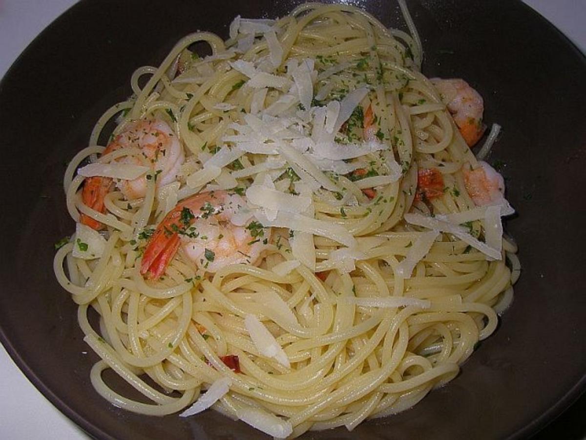 Spaghetti aglio e olio con Scampi - Rezept