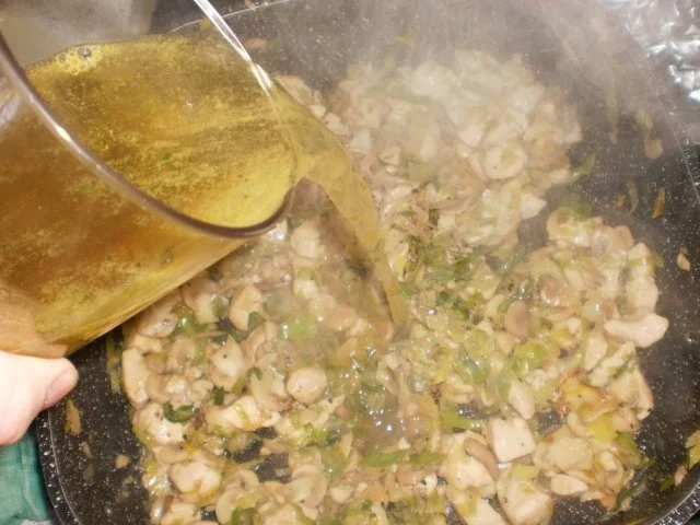 Rezept: Lauch-Geflügel-Suppe Bild Nr. 9 Lauch-Geflügel-Suppe - Rezept - Bild Nr. 9