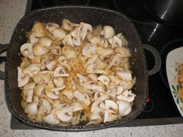 Geflügel-Pilztopf mit zweierlei Spargel - Rezept - Bild Nr. 9