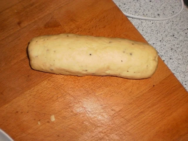 Rezept: Bratwurst-Pilz-Ragout mit Böhmischen Knödeln Bild Nr. 5 Bratwurst-Pilz-Ragout mit Böhmischen Knödeln - Rezept - Bild Nr. 5