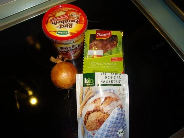 Zwiebel-Schinken-Brot - Rezept - Bild Nr. 2