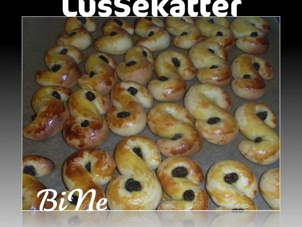 Rezept: BiNe` S LUSSEKATTER - SCHWEDISCHES HEFEGEBÆCK Bild Nr. 7 BiNe` S LUSSEKATTER - SCHWEDISCHES HEFEGEBÆCK - Rezept - Bild Nr. 7