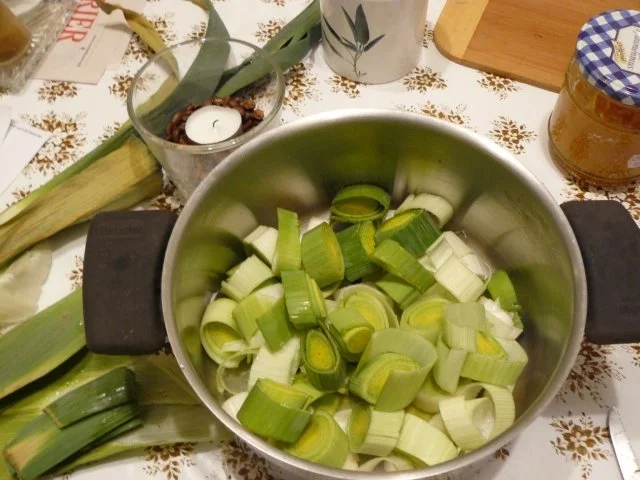 Bratklößchen mit Poreegemüse (Fleischplanzerl) - Rezept - Bild Nr. 2