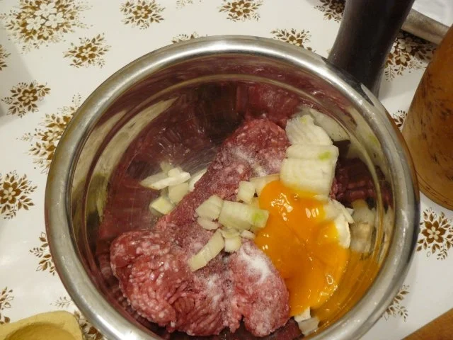 Bratklößchen mit Poreegemüse (Fleischplanzerl) - Rezept - Bild Nr. 4