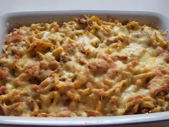 Spätzle überbacken mit dreierlei Käse - Rezept