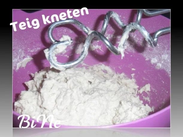 Rezept: BiNe` S ALTRØMISCHES BROT Bild Nr. 3 BiNe` S ALTRØMISCHES BROT - Rezept - Bild Nr. 3