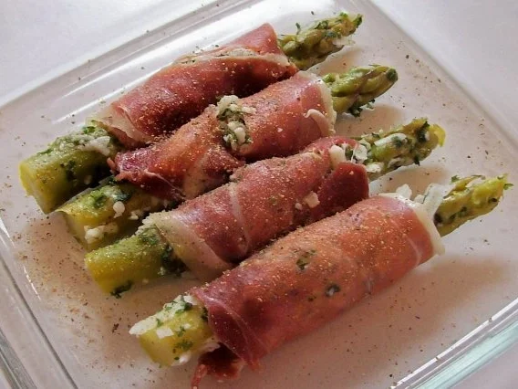 Vorspeise: Gratinierter grüner Spargel mit Proscuitto - Rezept - Bild Nr. 5
