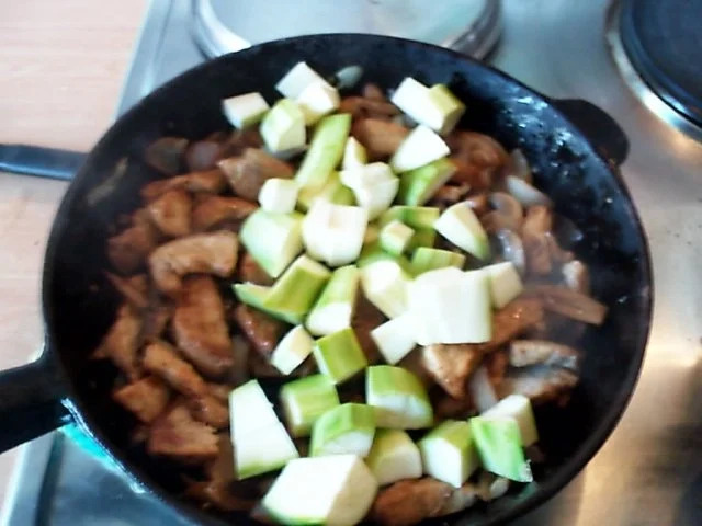 Streifen vom Filet mit Zuccini - Rezept - Bild Nr. 7