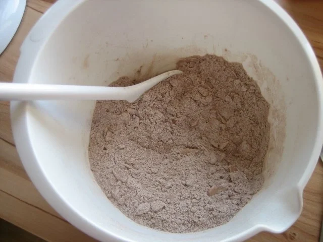 Rezept: Schokoladen-Nuss-Minigugelhupf Bild Nr. 2 Schokoladen-Nuss-Minigugelhupf - Rezept - Bild Nr. 2