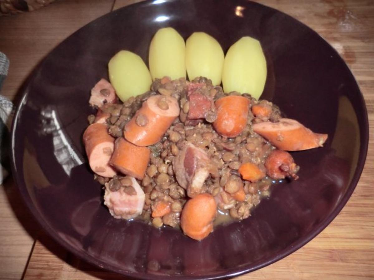 Bilder für Linseneintopf mit Linsen braun und Suppengrün frisch - Rezept