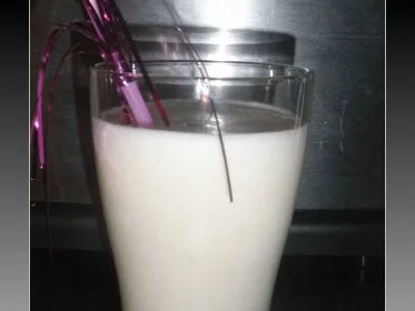 Rezept: BiNe` S BANANEN - KOKOS - SHAKE Bild Nr. 2 BiNe` S BANANEN - KOKOS - SHAKE - Rezept - Bild Nr. 2