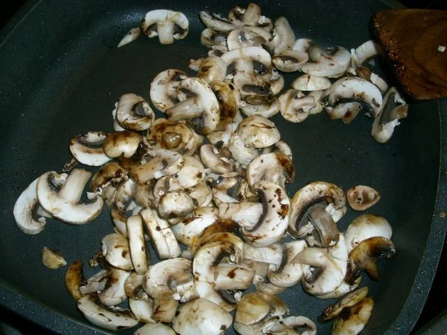 Kräutertaler mit Puten-Champignons>> - Rezept - Bild Nr. 4