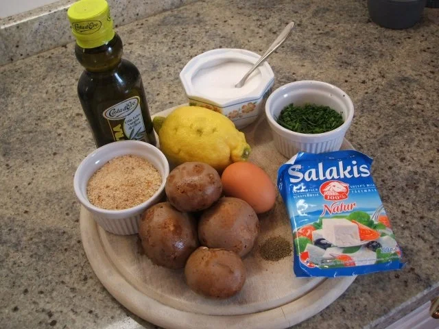 Rezept: Pilze: Gebackene Champignon-Scheiben mit Schafskäse-Dip Bild Nr. 2 Pilze: Gebackene Champignon-Scheiben mit Schafskäse-Dip - Rezept - Bild Nr. 2