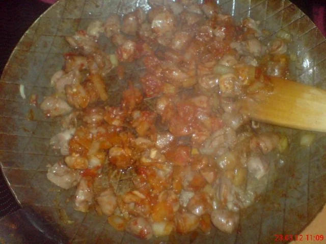 Rezept: Hähnchen-Innereien-RAGUET mit Reis und Porreegemüse Bild Nr. 7 Hähnchen-Innereien-RAGUET mit Reis und Porreegemüse - Rezept - Bild Nr. 7