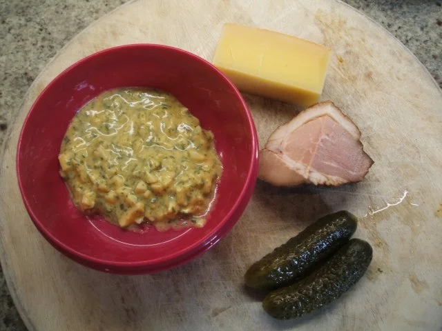 Rezept: Salate: Eiersalat aus der Eiersoße Bild Nr. 2 Salate: Eiersalat aus der Eiersoße - Rezept - Bild Nr. 2