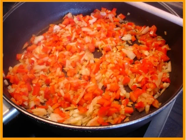 Rezept: Hackfleischpastete mit Käsesauce und Feldsalat Bild Nr. 6 Hackfleischpastete mit Käsesauce und Feldsalat - Rezept - Bild Nr. 6