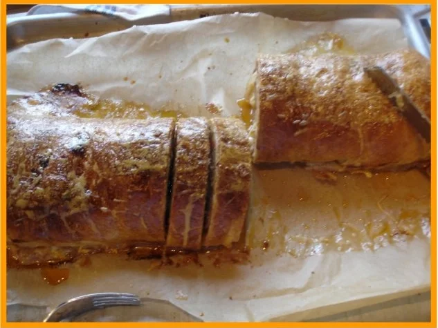 Rezept: Hackfleischpastete mit Käsesauce und Feldsalat Bild Nr. 22 Hackfleischpastete mit Käsesauce und Feldsalat - Rezept - Bild Nr. 22