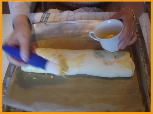 Rezept: Hackfleischpastete mit Käsesauce und Feldsalat Bild Nr. 18 Hackfleischpastete mit Käsesauce und Feldsalat - Rezept - Bild Nr. 18