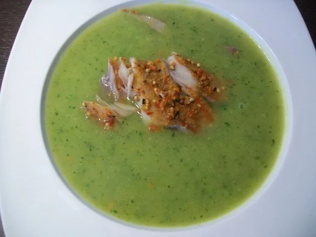 Zucchinisuppe mit Räucherfisch - Rezept