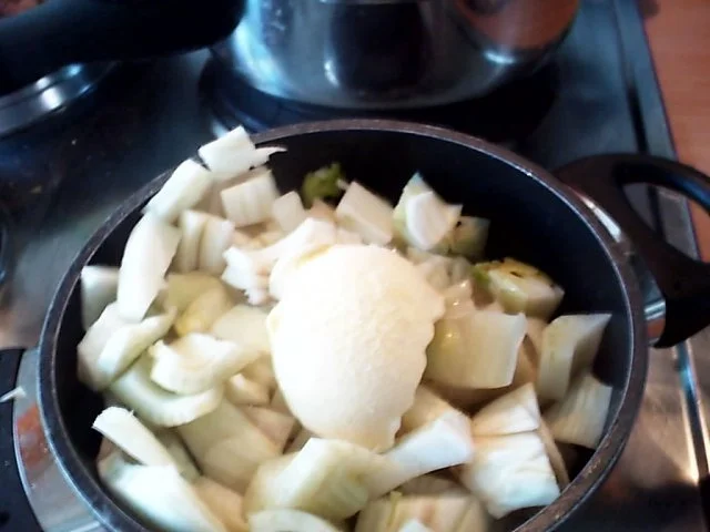 Kräuter-Bouletten mit Fenchelgemüse und Petersiliekartoffeln - Rezept - Bild Nr. 7