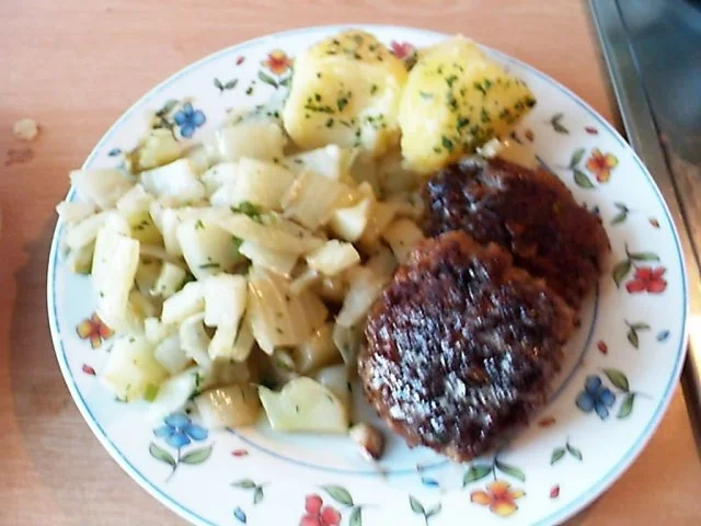 Kräuter-Bouletten mit Fenchelgemüse und Petersiliekartoffeln - Rezept - Bild Nr. 11