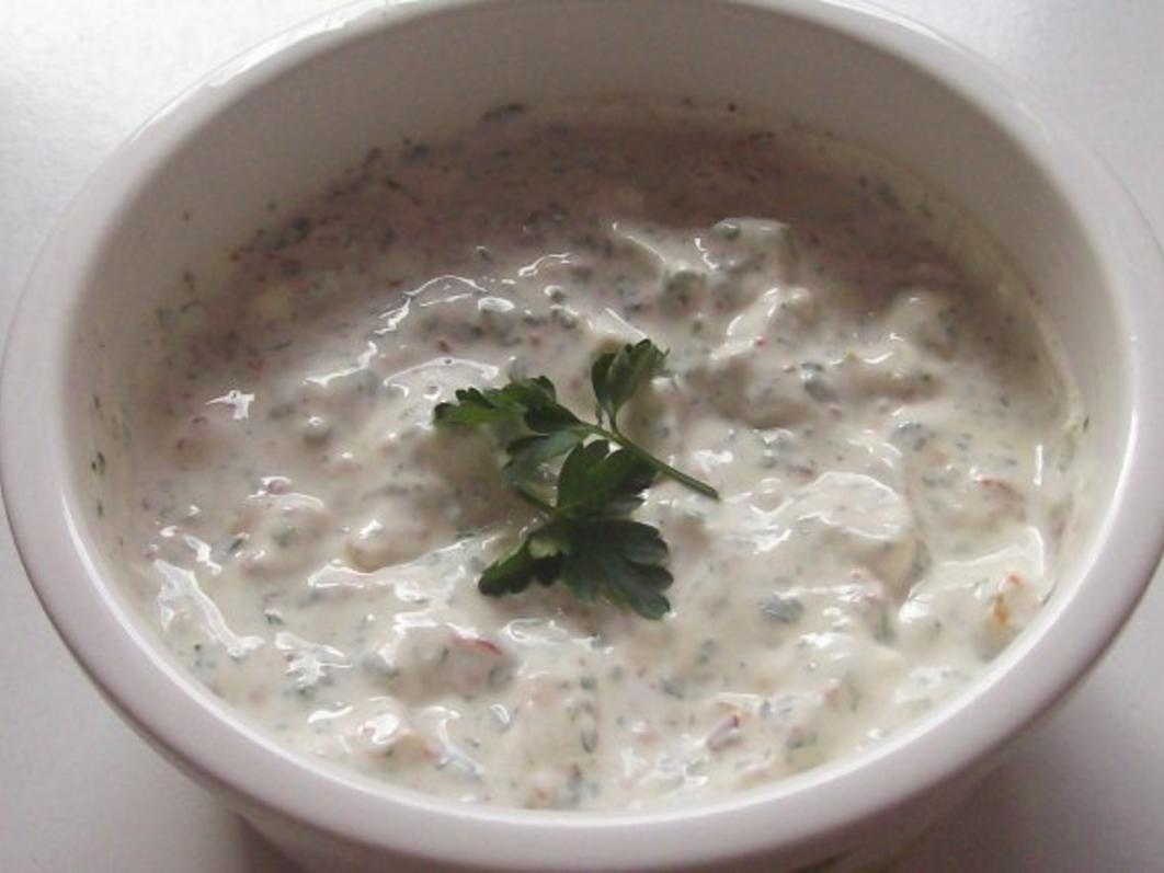 Scharfer Limetten Schmand Dip - schnell & einfach - 159 kcal/100g Scharfer Limetten Schmand Dip - schnell & einfach - 159 kcal/100g